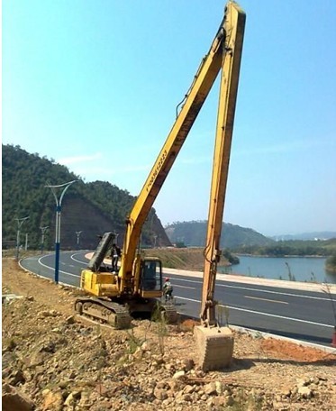 挖掘機(jī)加長(zhǎng)臂 挖掘機(jī)加長(zhǎng)臂